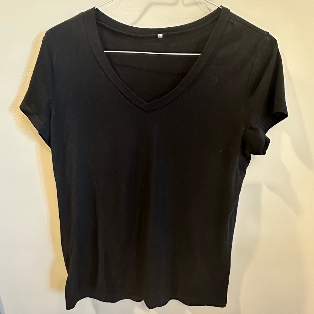 V Neck short sleeve t-shirt
